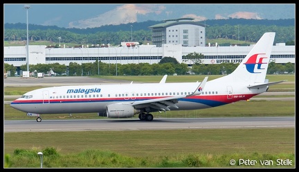 20200130 164614 6110343 MalaysiaAirlines B737-800W 9M-MLH old-colours KUL Q2