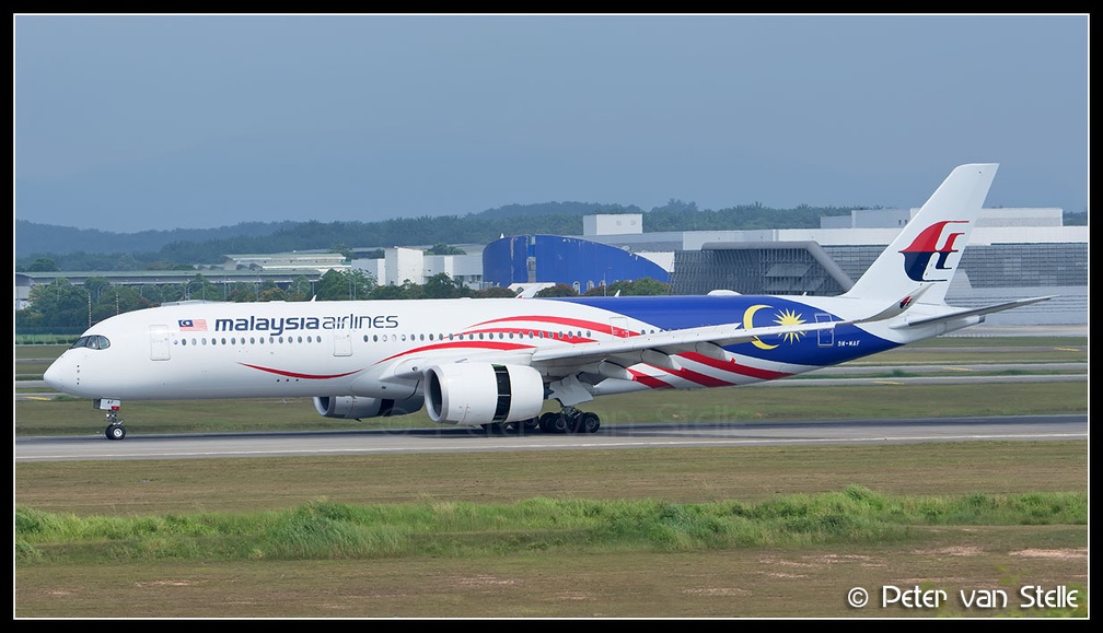 20200128 153839 6109704 MalaysiaAirlines A350-900 9M-MAF MalaysiaNegaraku-colours KUL Q2