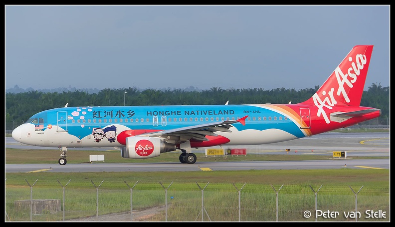 20200128_083244_6109485_AirAsia_A320_9M-AHL_HongheNativeland-colours_KUL_Q2.jpg