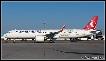 8076977 TurkishAirlines A321N TC-LSC  AYT 01092019 Q1