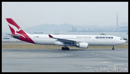8062643 Qantas A330-300 VH-QPA  HKG 27012018