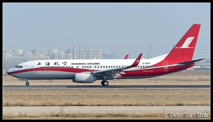 8068879 ShanghaiAirlines B737-800W B-6866  TSN 21112018 Q2