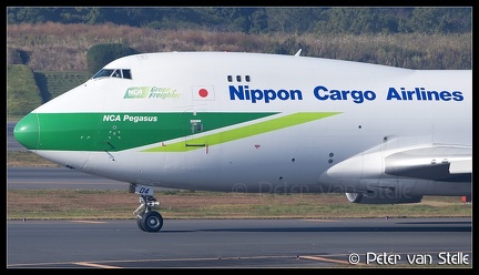8046025 NipponCargo B747-400F JA04KZ GreenMachine-colours-30thAnniversary-sticker-nose NRT 13112016