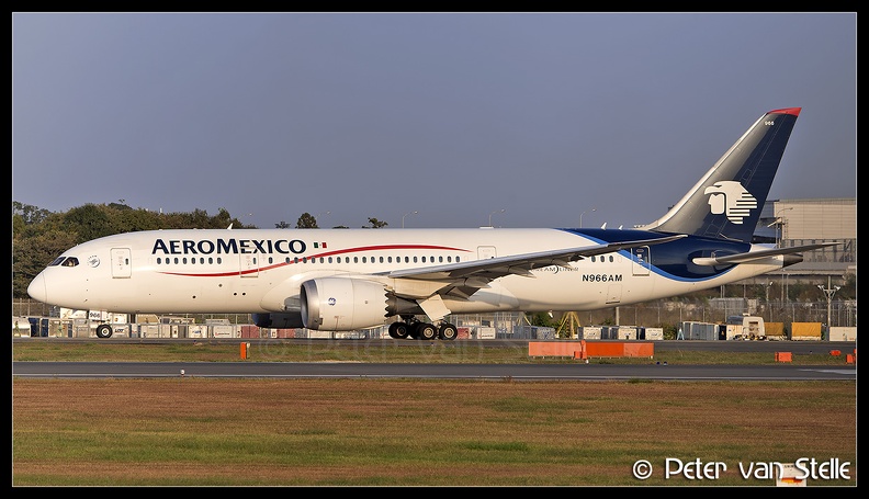 8046484_Aeromexico_B787-8_N966AM__NRT_13112016.jpg