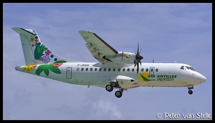 8041327 AirAntillesExpress ATR42-300 F-OIXH  SXM 29042016