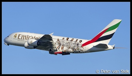 8038445 Emirates A380-800 A6-EOA RealMadrid-colours AMS 17012016