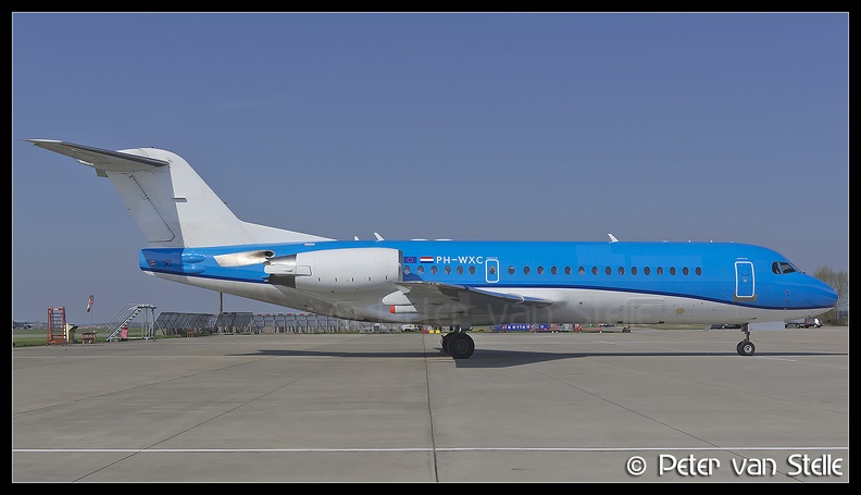 6100653 KLMCityhopper Fokker70 PH-WXC new-colours-no-titles AMS 11042016