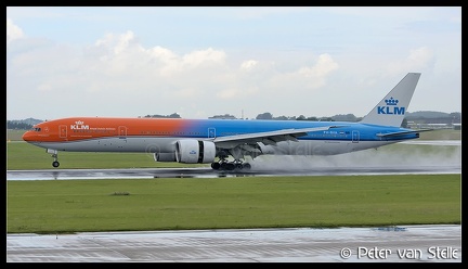 8043140 KLM B777-300 PH-BVA Orange-Pride-colours AMS 15062016