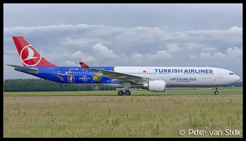 8043227_TurkishAirlines_A330-300_TC-JOH_Euro2016-colours_AMS_25062016.jpg