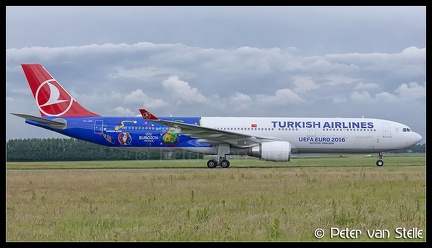 8043227 TurkishAirlines A330-300 TC-JOH Euro2016-colours AMS 25062016