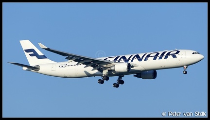 8037745 Finnair A330-300 OH-LTU  BKK 27112015