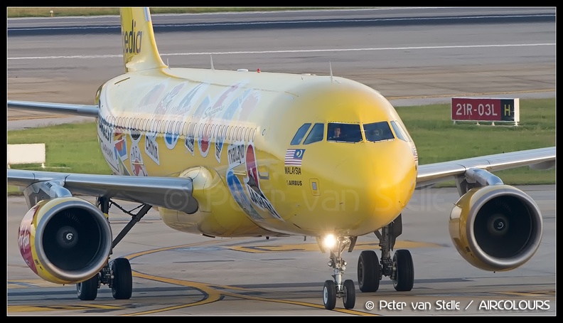 8037365_AirAsia_A320_9M-AFG_Expedia-colours-noseon_DMK_25112015.jpg