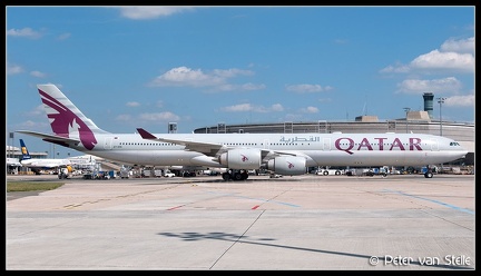 3008917 Qatar A340-500 A7-AGA CDG 20082010