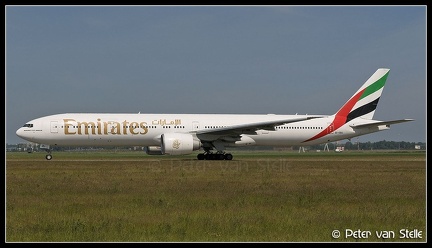 3011525 Emirates B777-300 A6-EBU AMS 02062011
