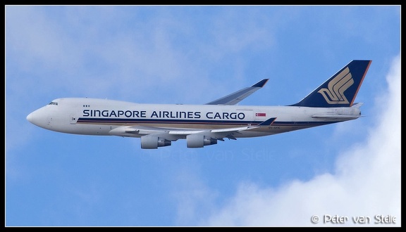 3014636 SingaporeAirlinesCargo B747-400F 9V-SFK AMS 18102011