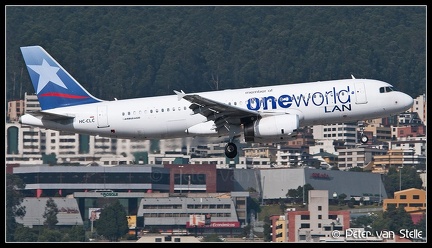 3016442 LANEcuador A320 HC-CLC OneWorld UIO 16112011