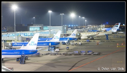 8008235    overview-tails-nightshot AMS 24102013