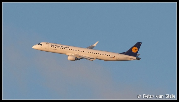 8009559 LufthansaRegional ERJ190 D-AEBN  AMS 20122013