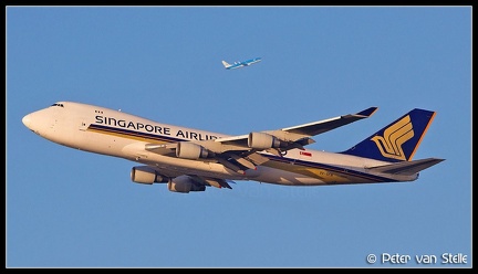 8009676 SingaporeAirlinesCargo B747-400F 9V-SFM  AMS 20122013
