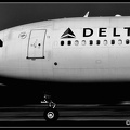 8016645 Delta A330-300 N806NW nose AMS 01062014