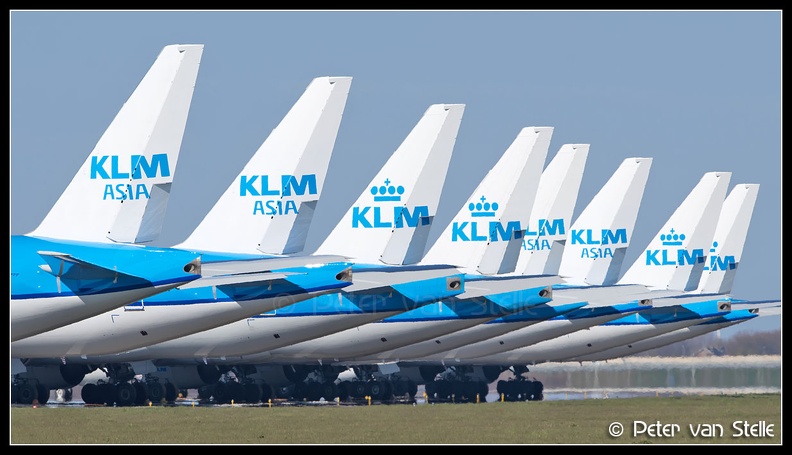 20200404 155954 8087519    overview-stored-KLM-aircraft-36R AMS Q2