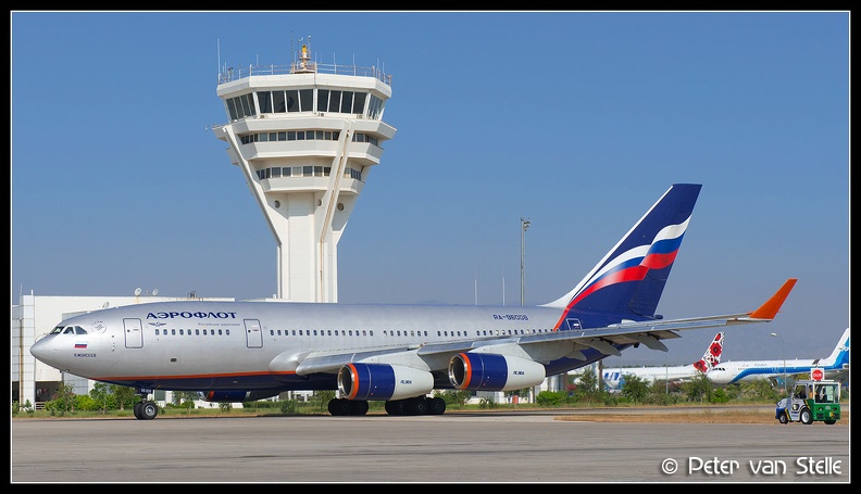 8005770_Aeroflot_IL96_RA-96008__AYT_04092013.jpg