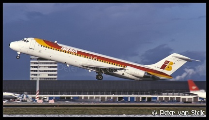 19860106 Iberia DC9-32 EC-BPH  AMS 04011986 (8038172)