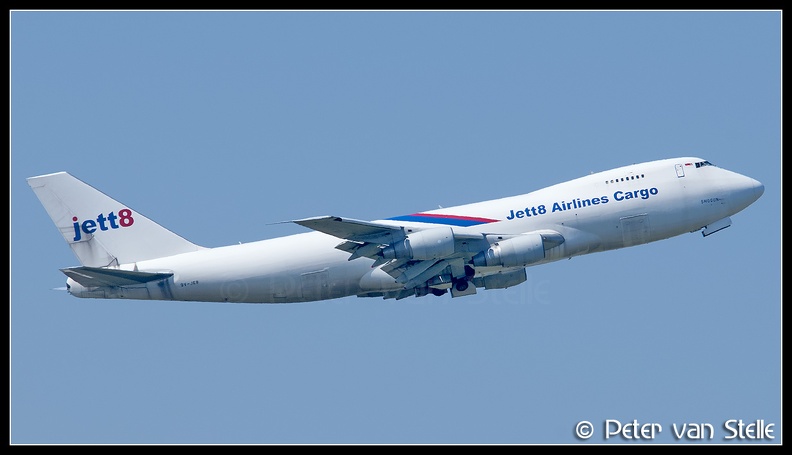 3004033_Jett8AirlinesCargo_B747-200F_9V-JEB__AMS_18042009.jpg