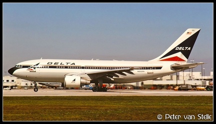 19930511 Delta A310-222 N805PA  MIA 01021993