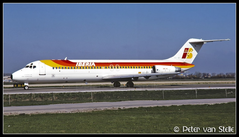 19910315_Iberia_DC9-32_EC-BIT__EHAM_25031991.jpg