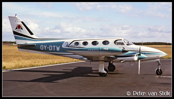 19770211 Midtfly C340 OY-DTW  EKVJ 26071977