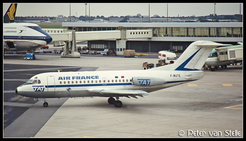 19781003_AirFrance_F28-1000_F-BUTE__EHAM_11081978.jpg
