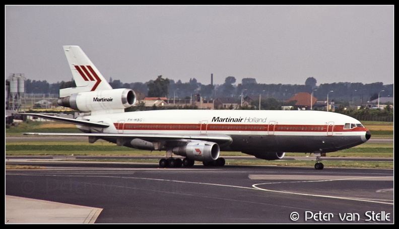 19790901_MartinairHolland_DC10-30CF_PH-MBG__AMS_03081979.jpg