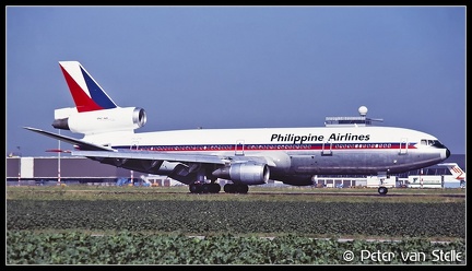19831128 PhilippineAirLines DC10-30 PH-DTK  AMS 18081983