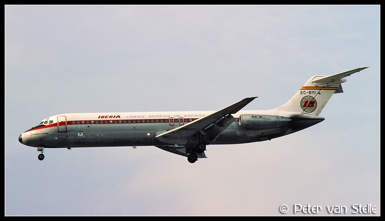 19801128_Iberia_DC9-32_EC-BYI__LHR_23071980.jpg
