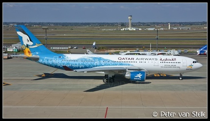 7002733 QatarAirways A330-200 A7-AFP Blue-Doha2006-colours JNB 03042006