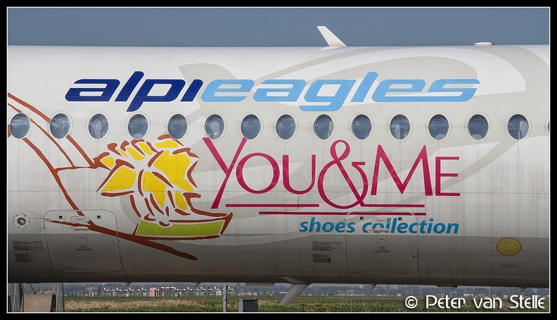 2001222_AlpiEagles_Fokker100_F-HALP_You&Me-titles-close-up_AMS_27032007.jpg