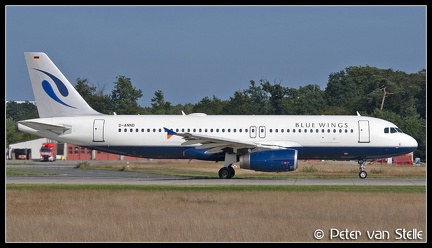 2004313 BlueWings A320 D-ANND  FRA 30082008