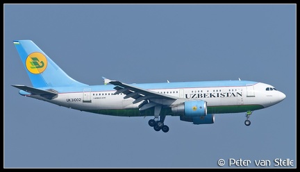 2004117 Uzbekistan A310-300 UK31002  FRA 30082008