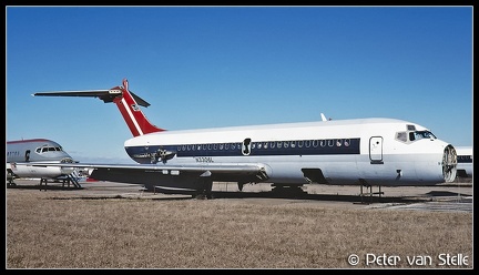 19950106 Northwest DC9-14 N3306L no-titles PNX 03021995