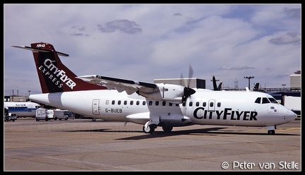 19921916 CityflyerExpress ATR42-300 G-BUEB  LGW 25071992