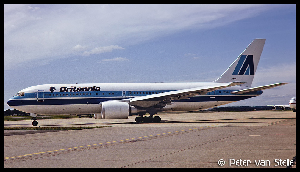 19921929 Britannia B767-204ER G-BYAA AirAruba-colours LGW 25071992