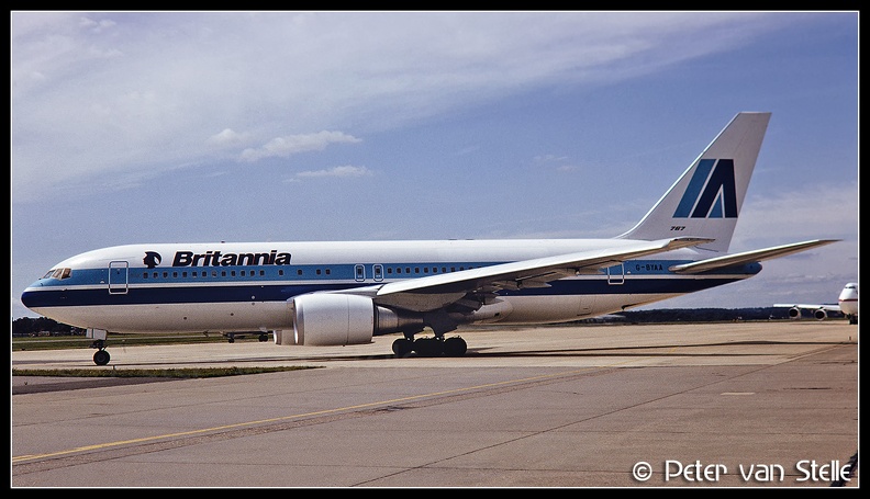 19921929 Britannia B767-204ER G-BYAA AirAruba-colours LGW 25071992