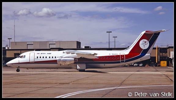 19921942 DanAir BAE146-300 G-BUHC  LGW 25071992