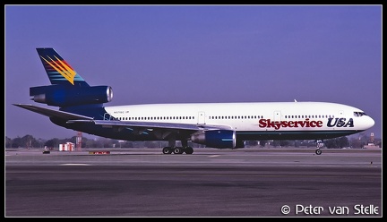 20000104 SkyserviceUSA DC10-10 N571SC  LAX 06022000