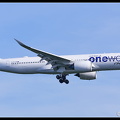 20220514 181231 6119805 Finnair A350-900 OH-LWB OneWorld-colours FRA Q2F