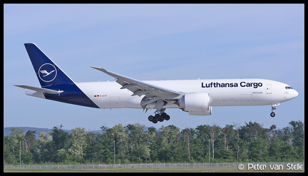 20220515 091028 6119850 LufthansaCargo B777-200F D-ALFH new-colours FRA Q2