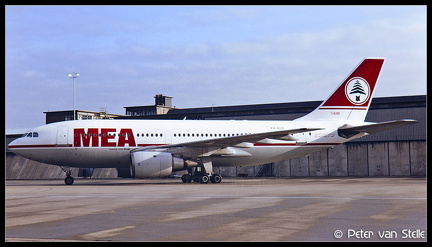 19920325 MEA A310-203 PH-AGE  AMS 29031992