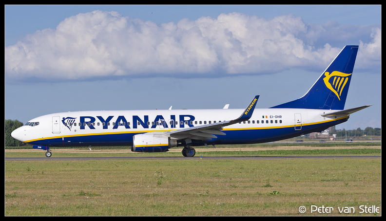 20220806_191600_6121750_Ryanair_B737-800W_EI-DHR__AMS_Q2.jpg