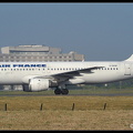 1002076 AirFrance A320 F-GFKF CDG 09082003